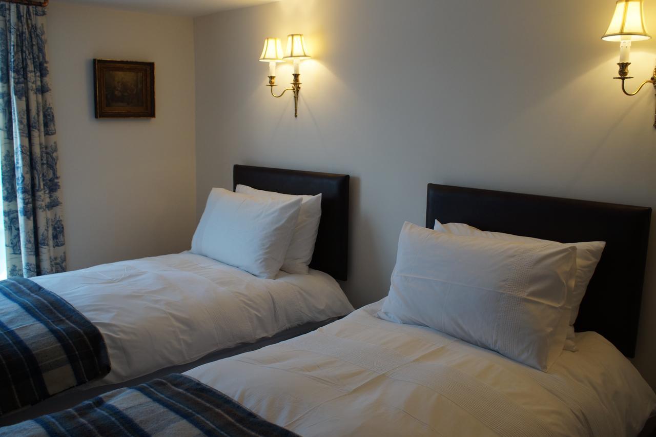 Inn The Horse & Cart Peasmarsh